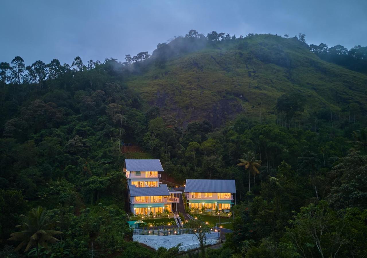 Ice Mist Pool Resort Munnar By Voye Homes Exterior photo