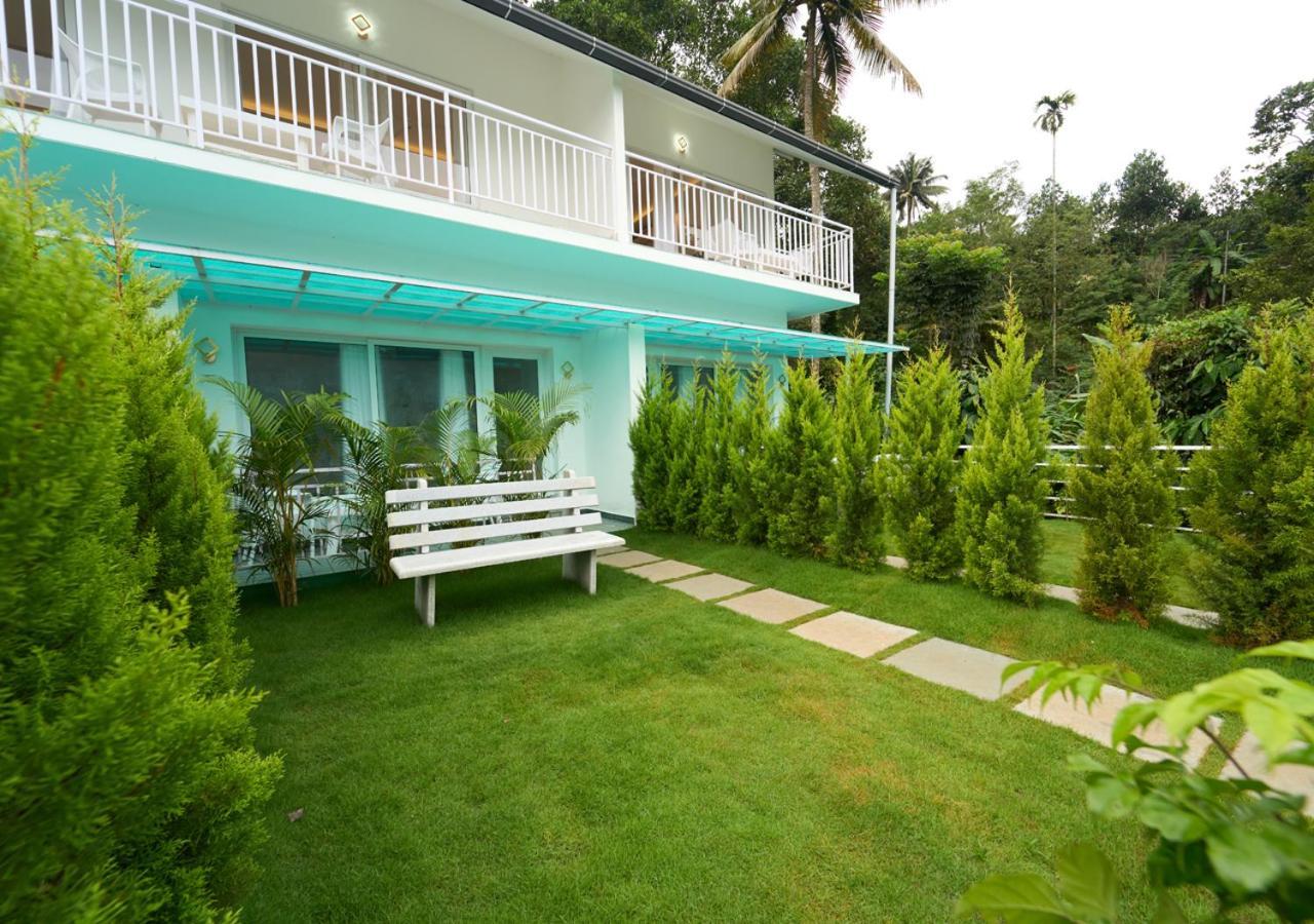 Ice Mist Pool Resort Munnar By Voye Homes Exterior photo