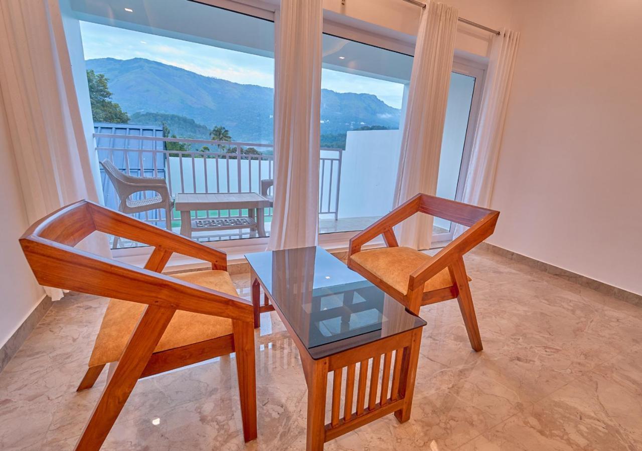 Ice Mist Pool Resort Munnar By Voye Homes Exterior photo