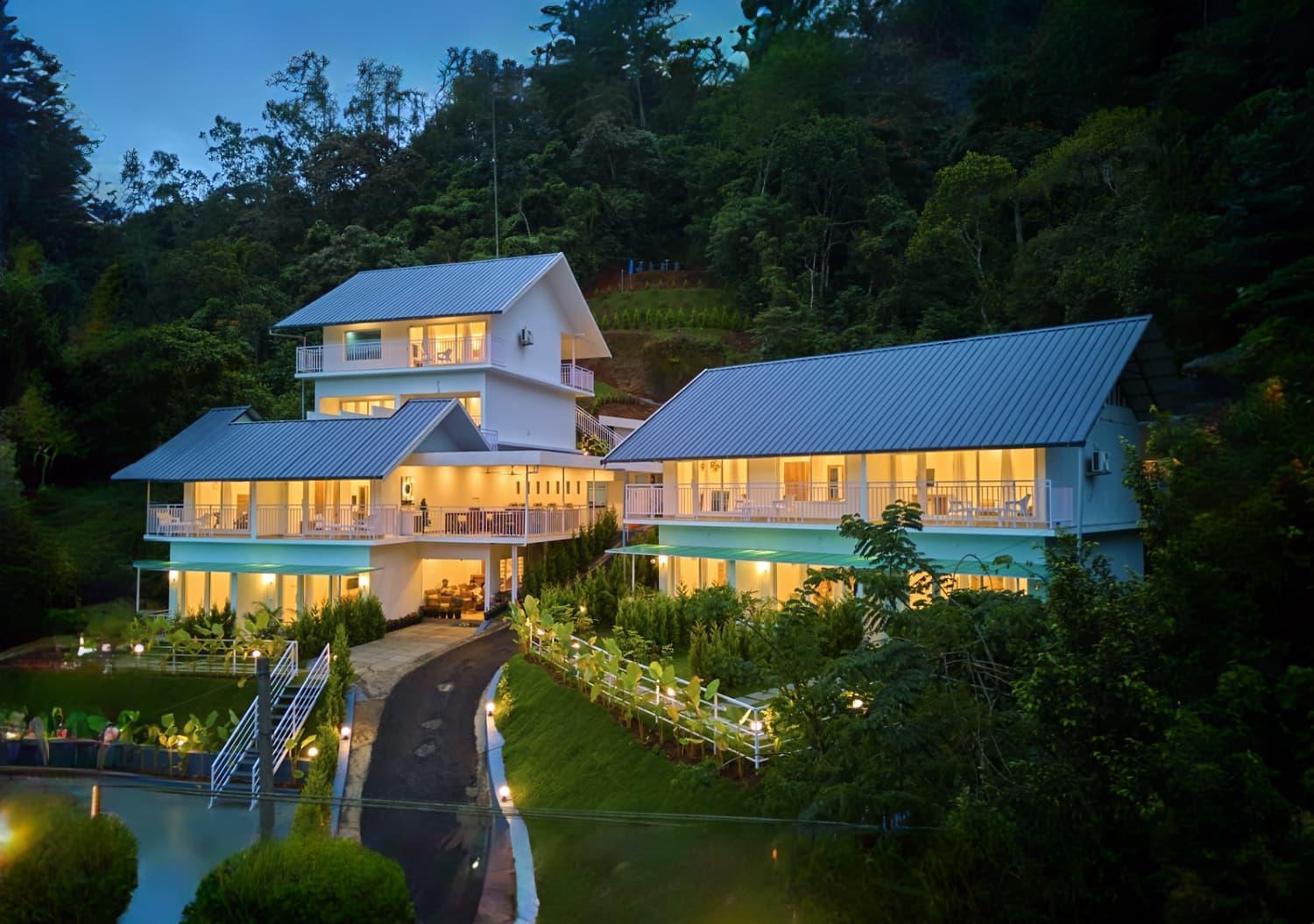 Ice Mist Pool Resort Munnar By Voye Homes Exterior photo
