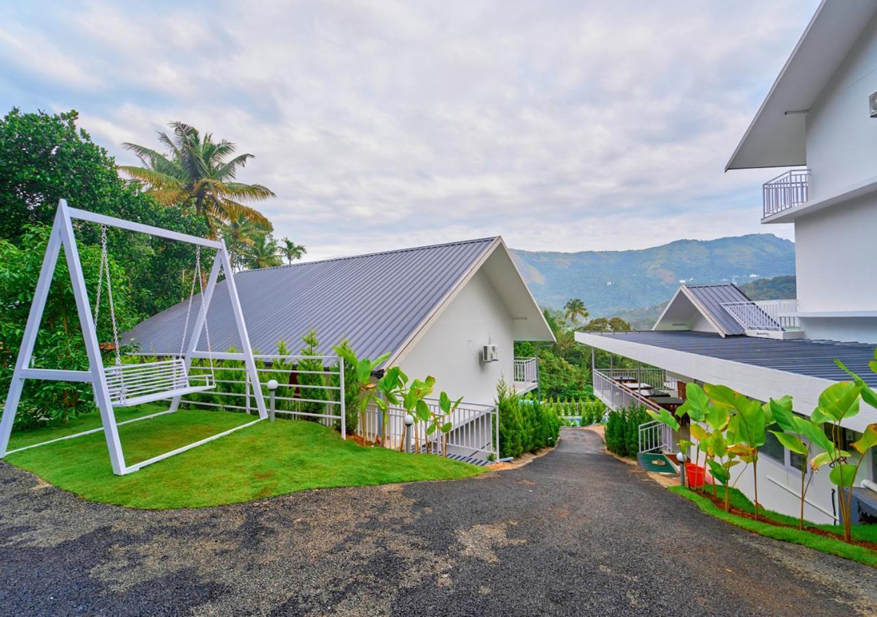 Ice Mist Pool Resort Munnar By Voye Homes Exterior photo